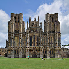 240px-Wells_Cathedral,_Wells,_Somerset.jpg